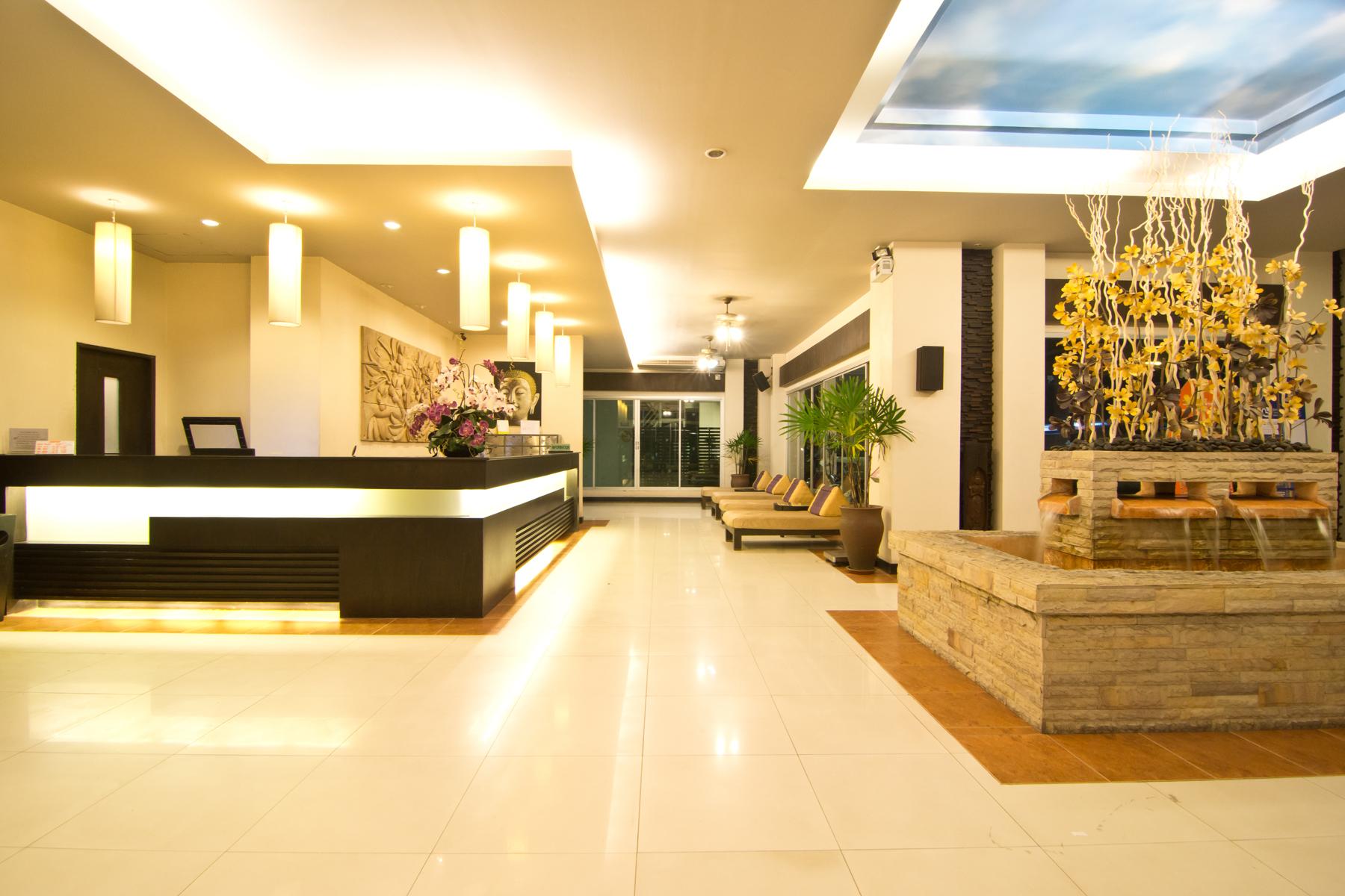 Kokotel Pattaya South Beach Exterior photo